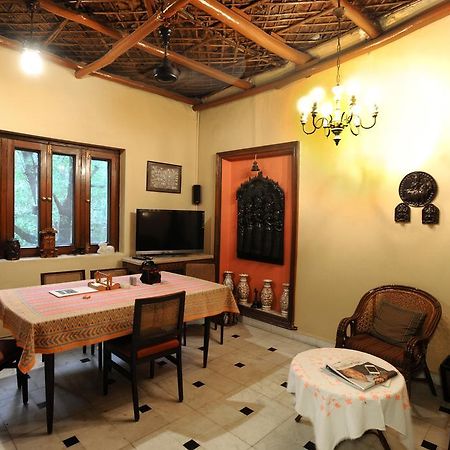 Master Bed&Breakfast Neu-Delhi Exterior foto